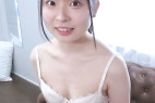 『高画質原盤23.3GB』【無修正】経験人数1人。美乳な清純美女と初ハメ撮り