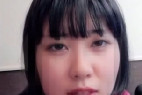 赤セーター着た女の子とエロイプ