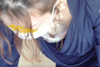 【美女二人に大接近】【溢れる乳首&パンスト越しのセクシーショーツ】