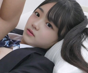 18才ことみちゃん 教室で初めてのえっち!【4K/30p/20Mbps】