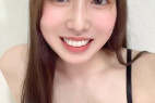 土日のみ 綺麗なお姉さんの自撮り