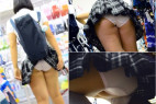 女子校生街中パンチラ 超ミニ丈スカートでパンツまる見え&スカートめくれっぱなしにしてお尻まる出し!! Part2