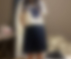 お金欲しさに自撮りオナ