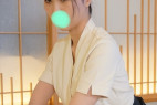 《個人撮影》経験人数=彼氏(3人)の清純派ドスケベボディのセラピストさんを無理ハメしたら「彼氏には言わないでぇ!」と他人棒で中イ