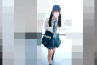 現役アイドル青チェJKのぷりぷりお尻とクロッチ大開帳からの前張り一本筋マンアナル丸見え。エレベーター盗撮