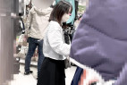 同業者5人がJDに群がる/イメージ通りの純白Pとむちむち太ももをゲット!【禁断の逆さ撮り】Vol.51