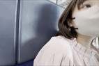 電車お触り27 生マンだけは守りきった超美女!しかしおっぱいをたっぷり揉まれまくり……
