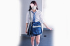 アイドルルックな可愛い細身JKに笑顔で挨拶されたあとにパンツを覗く毎日。