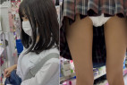 モデル級美女 赤チェK 逆さ撮り