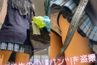 群青-3 エスカレーターでミニスカ青チェを逆さ撮り!そのまま至近距離でシミまで接写