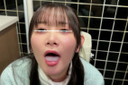 坂道系にいそうなルックスなのに性格は純朴で常にニコニコと笑顔を振りまいてくれる22歳専門学生。清楚な顔してテク有り唾液たっぷりにねっとり高速ノーハンドフェラに思わずトイレ内で口内発射。