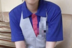 【顔出し個撮】某人気チェーン店 美人看板店員19歳 制服のまま呼び出して撮影。立てなくなるまで突いて大量中出し→放心状態