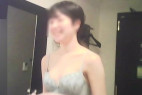 18歳長濱ねる似のスレンダー美人とAV見ながらえっちな声のお勉強!だんだん感じてくる身体に戸惑いながらおじさんに身も心も預けちゃう【個人撮影】