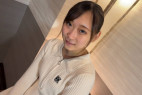 かすみちゃん 20歳 狐顔美乳健全エステ嬢の濃厚手コキフェラと生中出しフィニッシュ
