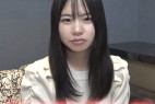 どう見ても清楚で純粋無垢な19歳大学生に・・3Pで調教セックス。