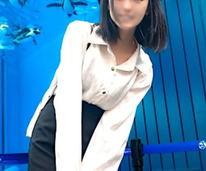 顔出し!あのおさ なかった女思考性が今じゃ可愛いエプロンがとっても似合う介護士見習い!まだまだ未,発,達な躰に生中出し!ちょっぴり大人になったのは外見だけじゃなかった