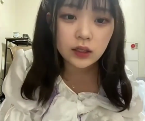ご当地アイドル21歳がステージ服でオナニーでガチイキです。お宝