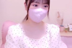 〈短期〉めっちゃ清楚なのに潮吹いちゃう子(カメラ水没!!)※無