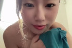 赤い服が似合うお姉さんのオナニー