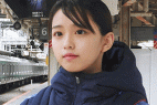 《部活女子》【電車チカン】★陸上部の日焼け美少女が「おチンポ気持ちイイッ!」と未成熟ボディを痙攣させて中出しアクメ